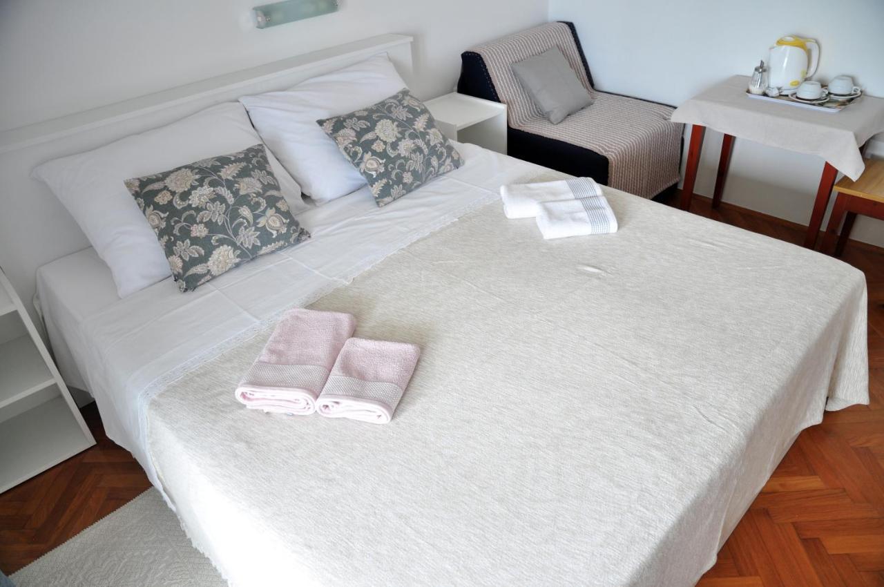 Rose Rooms At Island Of Rab Banjol Luaran gambar