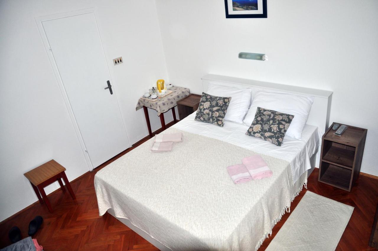 Rose Rooms At Island Of Rab Banjol Luaran gambar